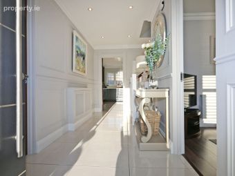 12 Evanwood, Golf Links Road, Kilbane, Co. Limerick - Image 2