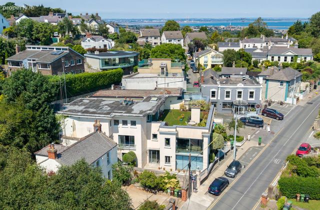 Apt 2, Killiney Hill Plaza, Killiney Hill Road, Killiney, Co. Dublin - Click to view photos