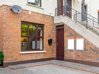 4 The Maples, Moorefield Road, Newbridge, Co. Kildare, Newbridge, Co. Kildare - Image 2