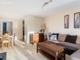 35 Belarmine Hall, Belarmine, Stepaside, Dublin 18, Stepaside, Dublin 18 - Image 3