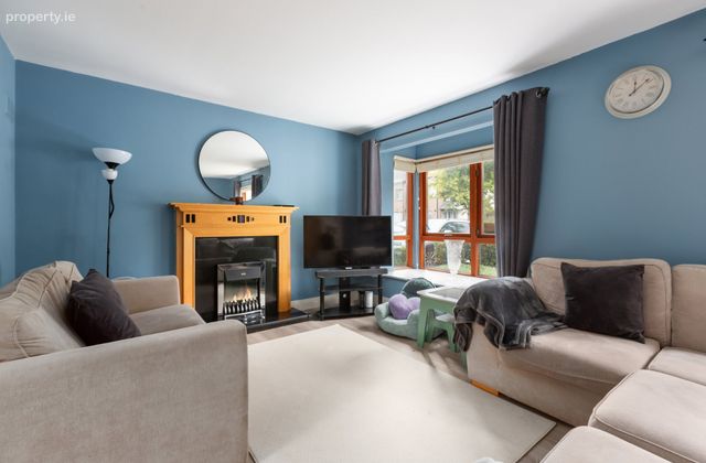 71 Hunters Way, Hunterswood, Ballycullen, Dublin 24, Ballycullen, Dublin 24 - Click to view photos