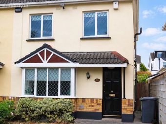 18 Sandyford Hall Drive, Sandyford, Dublin 18 - Image 2