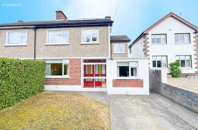 1 Oakdale Drive, Off Johnstown Road, Cabinteely, Dublin 18 - Click to view photos