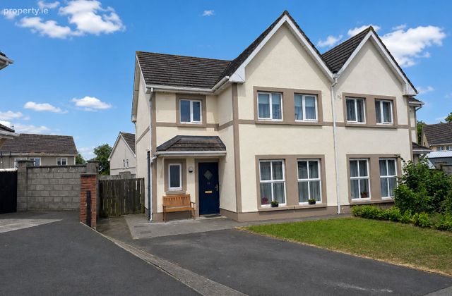 33 Philips Vale, Daingean, Co. Offaly - Click to view photos