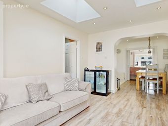 22 Oak Rise, Santry, Dublin 9 - Image 4