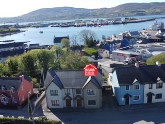 8 Chapel Lane, Castletownbere, Beara, Co. Cork - Image 3