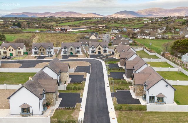 Bruach Na Cluana, Killorglin, Co. Kerry - Click to view photos