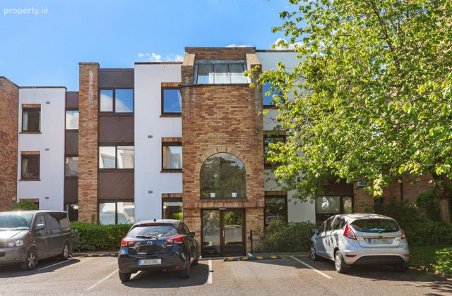 86 The Elms, Mount Merrion Avenue, Blackrock, Co. Dublin, Blackrock, Co. Dublin - Click to view photos