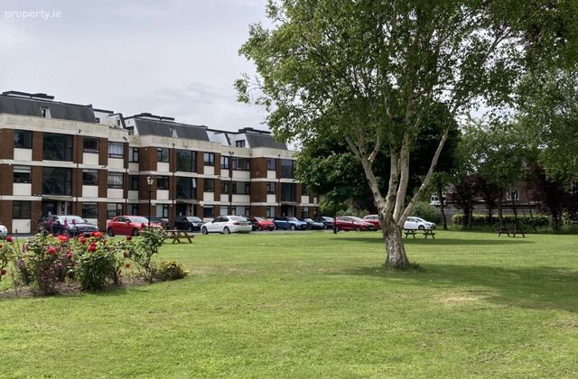 Apartment 61, Seabury, Sandymount, Dublin 4 - Click to view photos