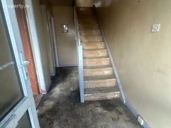 13 Springfield Park, Cobh, Cobh, Co. Cork - Image 2