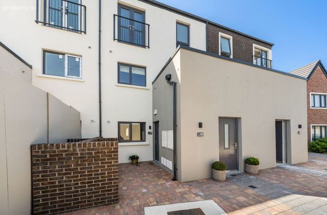 1 Bedroom Apartment, South Circular Road, Co. Limerick - Click to view photos