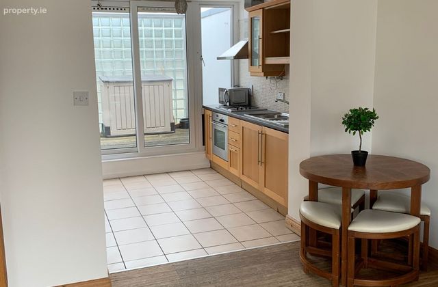 Griffith Hall, Drumcondra, Dublin 9 - Click to view photos
