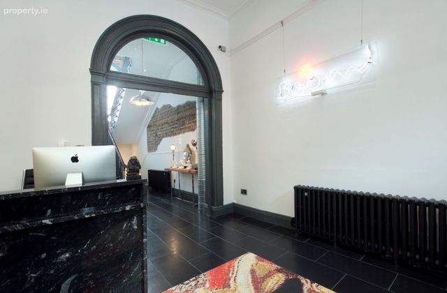 Pembroke Street, Dublin 2 - Click to view photos