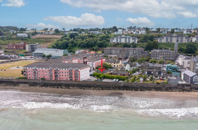 Coastguard Station, O'briens Place, Youghal, Co Cork, Youghal, Co. Cork - Click to view photos