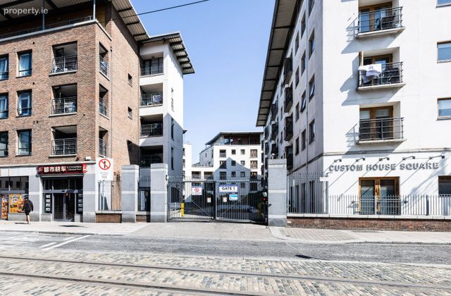 86 Spencer House, Custom House Square, Mayor Street Lower, IFSC, Dublin 1 - Click to view photos
