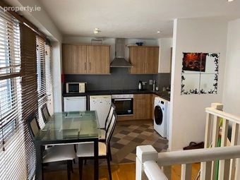 Apartment 5, 1a Cathedral Street, Dublin 1 - Image 3