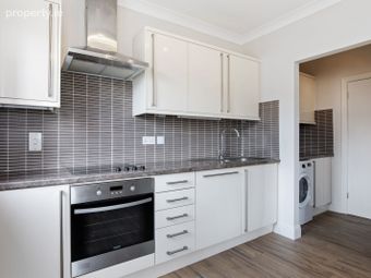 Apartment 11, Block A, Altamont Hall, Dundrum, Dublin 14 - Image 5