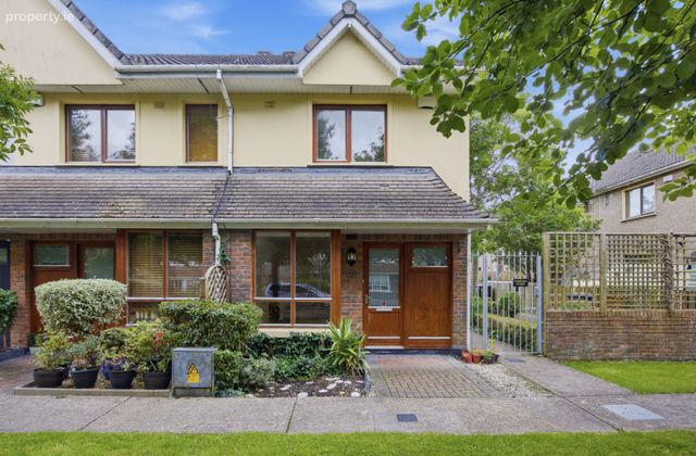 42 Ridgewood Square, Ridgewood, Swords, Co. Dublin - Click to view photos