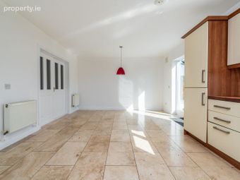 49 Gallow Hill Court, Athy, Co. Kildare - Image 4