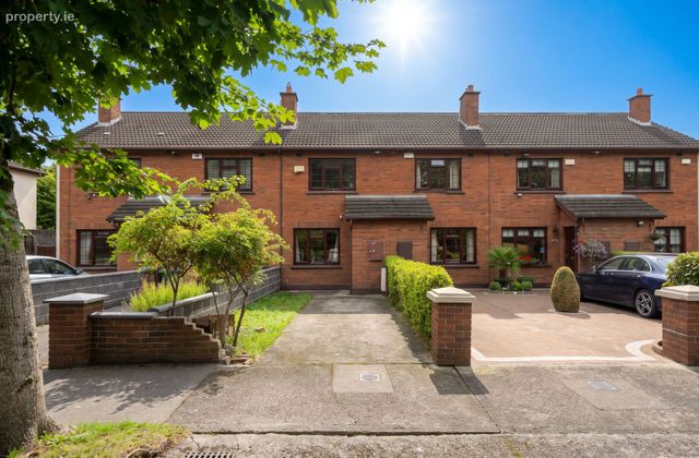22 Park Drive Grove, Castleknock, Dublin 15 - Click to view photos