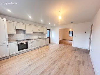 17 Craobh B&aacute;n, Quay Road, Newport, Co Mayo, Newport, Co. Mayo - Image 3