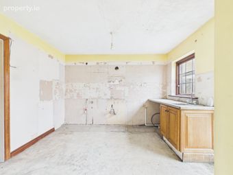64 Pine Grove, Gort Road, Ennis, Co Clare, Ennis, Co. Clare - Image 3