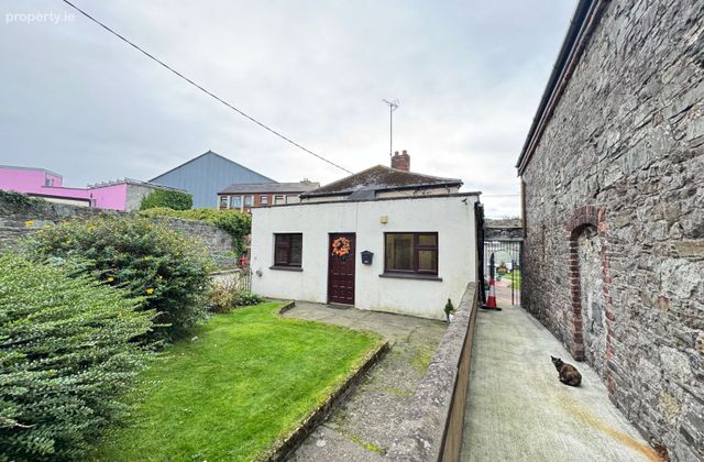 1 George's Quay, Dundalk, Dundalk, Co. Louth - Click to view photos