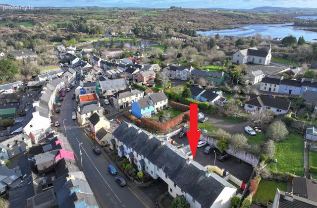 2 Sean Tobar, Ballydehob, Ballydehob, Co. Cork - Click to view photos