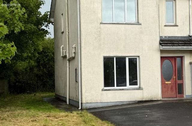 24 Cregga Court, Elphin, Castlerea, Co. Roscommon, Elphin, Co. Roscommon - Click to view photos