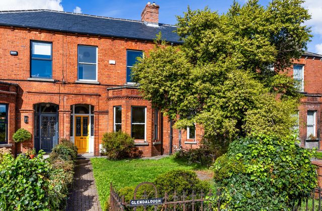 Glendalough, 44 Howth Road, Clontarf, Dublin 3, Clontarf, Dublin 3 - Click to view photos