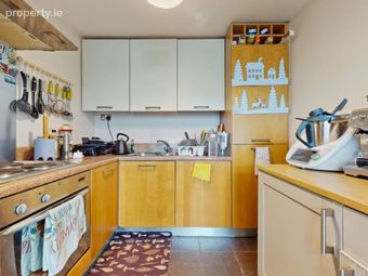 Apartment 21, The Crescent, Park West Pointe, Park West, Dublin 12 - Image 4