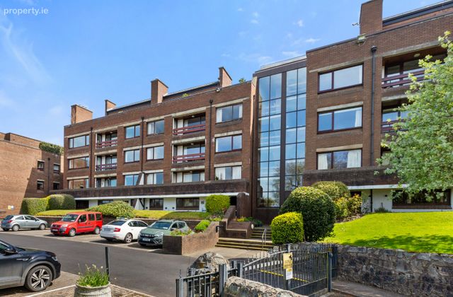 28 Killiney Hill Park, Killiney Hill Road, Killiney, Co. Dublin, Killiney, Co. Dublin - Click to view photos