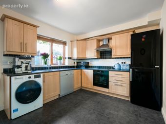 12 The Avenue, Clonattin Village, Gorey, Co. Wexford, Gorey, Co. Wexford - Image 4