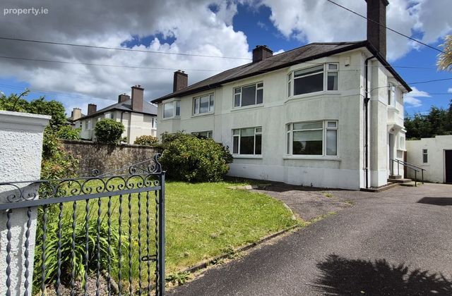 Ardnalee, 24 Tramore Lawn, Cork City Centre, Co. Cork - Click to view photos