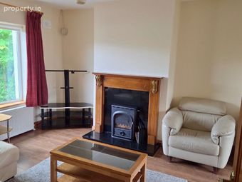 Available Now | Warm, Furnished 2-bed Home | Wifi &amp; Refuse Included, Tubbercurry, Co. Sligo - Image 3