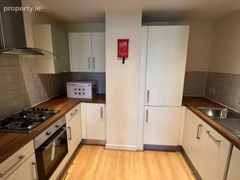Apt 68, Block 3, Parklands, Northwood, D09 H767, Santry, Dublin 9 - Image 3