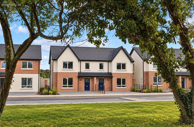 Darnley Grove, Athboy, Co. Meath - Click to view photos