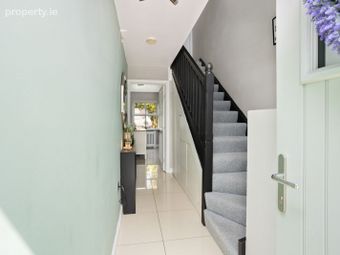 4 Radharc An Chaisl&aacute;in, Old Caragh Road, Naas, Co. Kildare - Image 2