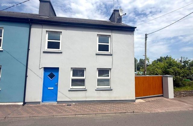 58 Oliver Plunkett Street, Bandon, Bandon, Co. Cork - Click to view photos