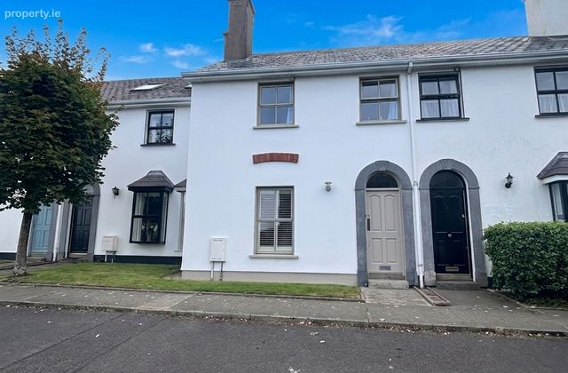 9 Harbour View, The Quay, Westport, Co Mayo, Westport, Co. Mayo - Click to view photos