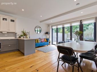 1 Grand Canal View, Saint James's Terrace, Dublin 8, Dublin 8 - Image 3