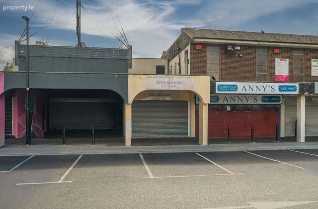 Bawnogue Shopping Centre, Clondalkin, Dublin 22 - Click to view photos