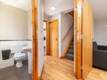 16 River Village, Monksland, Athlone, Co. Roscommon - Image 5