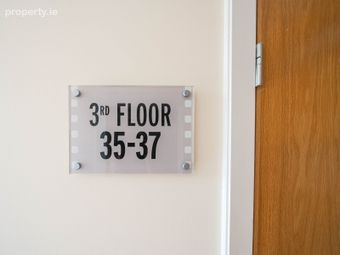 35 Academy Square, Academy Street, Navan, Co. Meath - Image 3