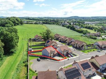 11 Willow Grove, Oak Ridge, Aylesbury Road, Slieverue, Co. Kilkenny - Image 2