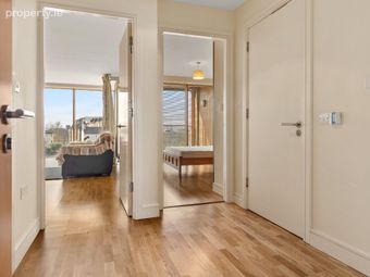74 Harbour View, Harbour Square, Crofton Road, Dun Laoghaire, Co Dublin, Dun Laoghaire, Co. Dublin - Image 2