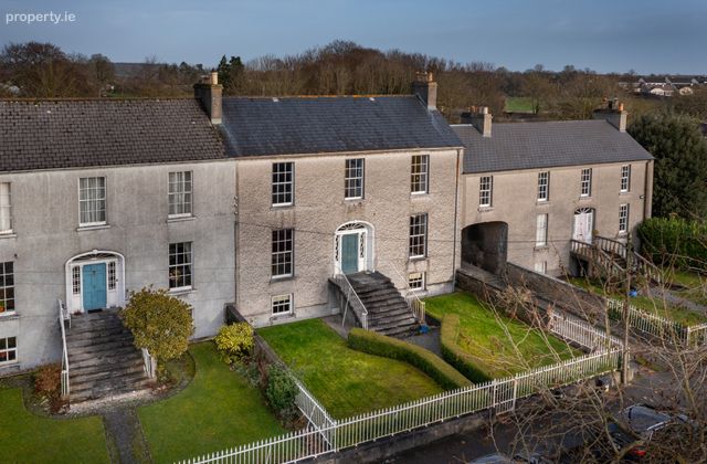 4 John's Mall, Birr, Co Offaly, Birr, Co. Offaly - Click to view photos
