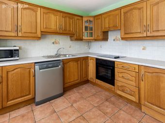 93 Castle Manor, Drogheda, Co. Louth - Image 4