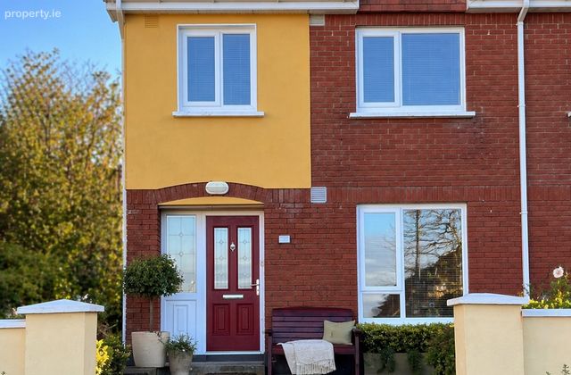 6 Castle Park, Killarney, Killarney, Co. Kerry - Click to view photos
