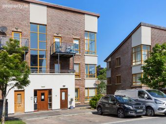 11 Park Vale, Grangerath, Drogheda, Co. Meath - Image 2